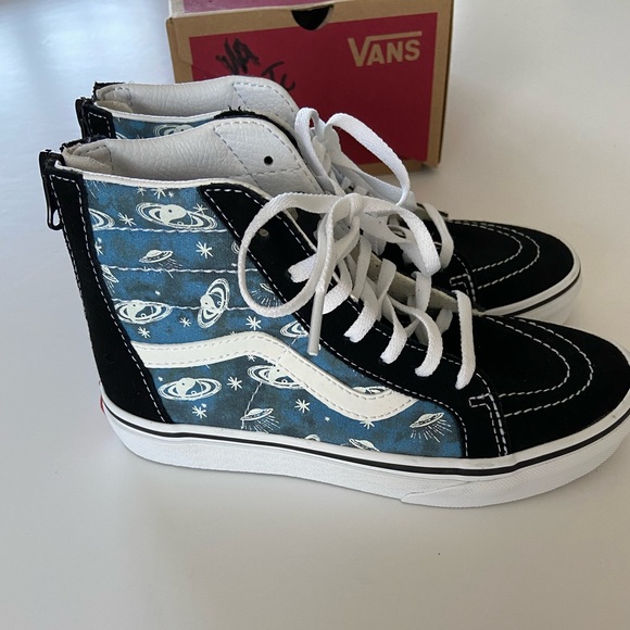 Vans Other - NWT Boys VANS Cosmic Glow Multi High top shoes 2.5 kids